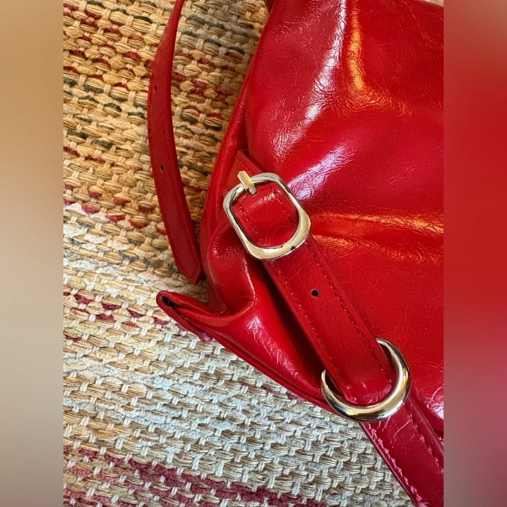 NWOT PRINCESS POLLY “Anatolius Shoulder Bag” in red! - Picture 3 of 7